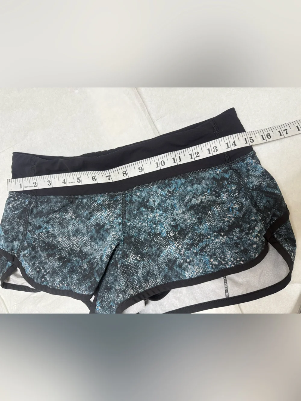 Lululemon Speed Short (2 1/2